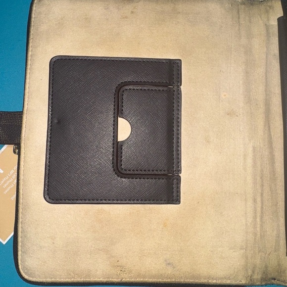 Michael Kors IPAD Cover w/ Zipper Compartment - Picture 6 of 16